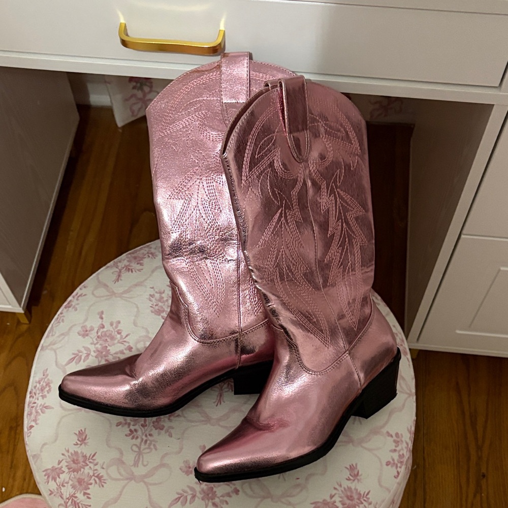 Metallic Pink Cowboy Boots